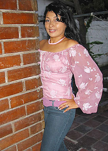 dating site user in latina american woman